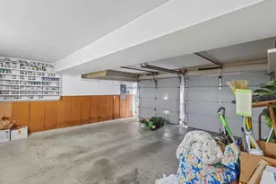 8809 Earl Ave NW, Seattle, WA 98117 - Photo 23