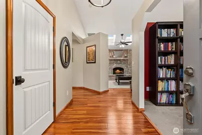 9909 37th Court SE, Olympia, WA 98513 - Photo 5