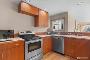 3200 Alki Ave SW, Seattle, WA 98116 - Photo 11