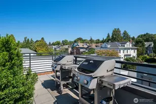 750 11th Ave E, Seattle, WA 98102 - Photo 21