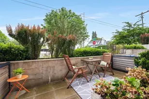750 11th Ave E, Seattle, WA 98102 - Photo 9