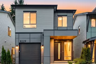 8229 NE 128th St, Kirkland, WA 98033 - Photo 1