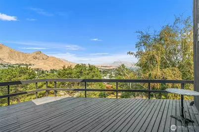 916 Skyline Place, Wenatchee, WA 98801 - Photo 35