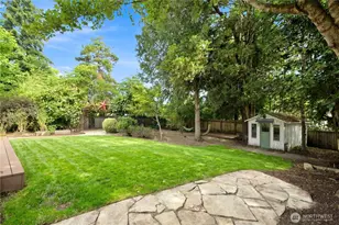 24528 SE 43rd Pl, Issaquah, WA 98029 - Photo 31