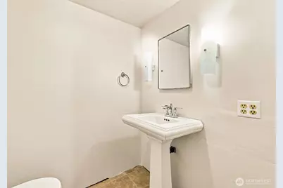 6745 1st Avenue NW, Seattle, WA 98117 - Photo 25