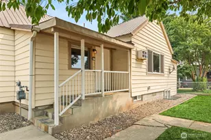 403 E 3rd St, Cle Elum, WA 98922 - Photo 3