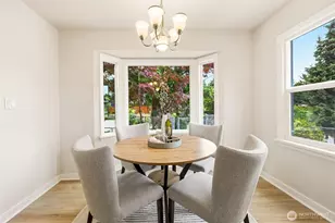 10713 15th Ave NE, Seattle, WA 98125 - Photo 11