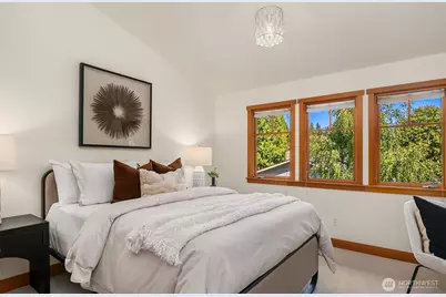 13330 NE 80th Street, Redmond, WA 98052 - Photo 23