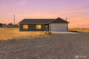 620 SW Regent Ave, Wilbur, WA 99185 - Photo 3