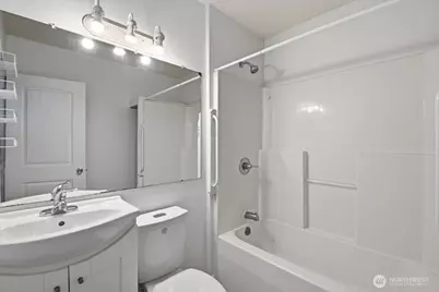 308 NE 50th Street, Seattle, WA 98105 - Photo 23