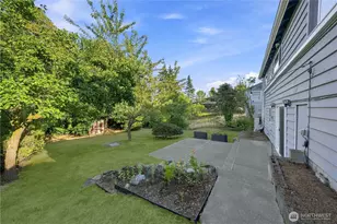 11526 3rd Ave NE, Seattle, WA 98125 - Photo 33