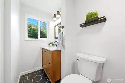 11526 3rd Avenue NE, Seattle, WA 98125 - Photo 25