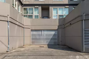 1909 10th Ave W, Seattle, WA 98119 - Photo 27