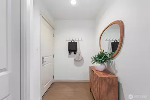 1909 10th Ave W, Seattle, WA 98119 - Photo 7