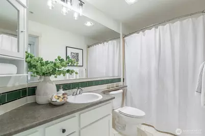 1909 10th Avenue W #206, Seattle, WA 98119 - Photo 19