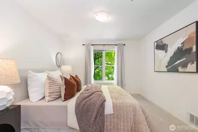 1909 10th Avenue W #206, Seattle, WA 98119 - Photo 21