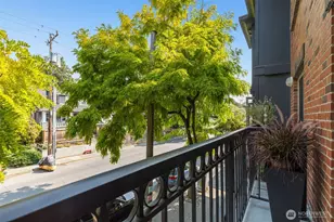 1909 10th Ave W, Seattle, WA 98119 - Photo 15