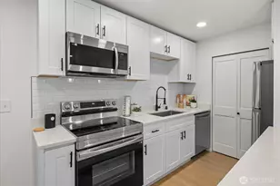 11637 100th Ave NE, Kirkland, WA 98034 - Photo 9