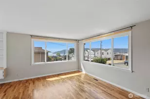 1013 N 33rd Pl, Renton, WA 98056 - Photo 9