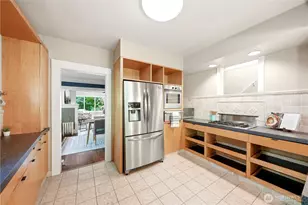 1731 Lake Washington Blvd S, Seattle, WA 98144 - Photo 15