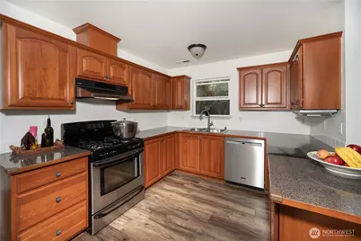 9507 149th Street E, Puyallup, WA 98375 - Photo 15