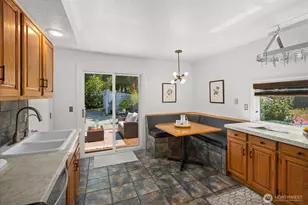 11044 26th Ave SW, Seattle, WA 98146 - Photo 9