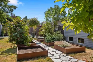 11044 26th Ave SW, Seattle, WA 98146 - Photo 23