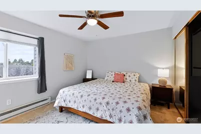 12523 SE 30th Street #2523, Bellevue, WA 98005 - Photo 17