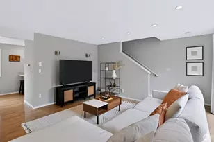 12523 SE 30th St, Bellevue, WA 98005 - Photo 3