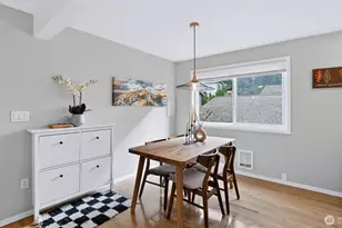 12523 SE 30th St, Bellevue, WA 98005 - Photo 5