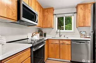 10017 NE 138th Pl, Kirkland, WA 98034 - Photo 9
