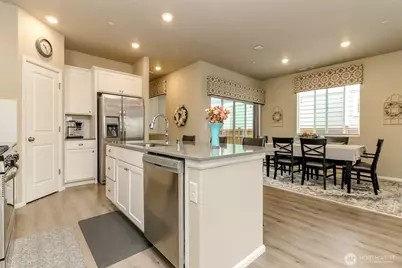 13207 191st Avenue E, Bonney Lake, WA 98391 - Photo 9