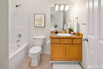 2038 Franklin Avenue E, Seattle, WA 98102 - Photo 23