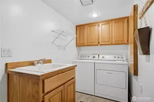 2000 Village Green Dr, Mill Creek, WA 98012 - Photo 25