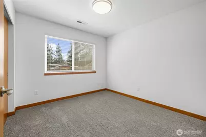 15715 E 5th Avenue, Tacoma, WA 98445 - Photo 15