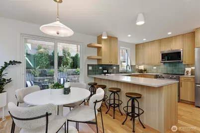 709 N 65th Street, Seattle, WA 98103 - Photo 13