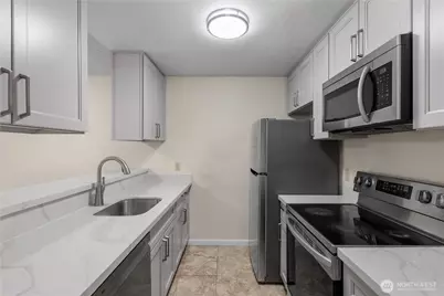 4426 147th Place NE #A-10, Bellevue, WA 98007 - Photo 7