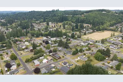 815 E Simpson Avenue, Montesano, WA 98563 - Photo 29