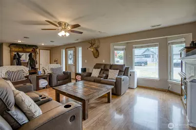 815 E Simpson Avenue, Montesano, WA 98563 - Photo 7