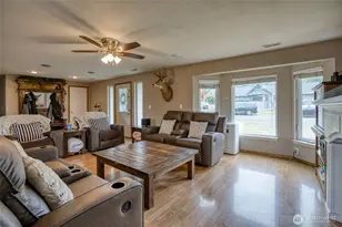 815 E Simpson Ave, Montesano, WA 98563 - Photo 7