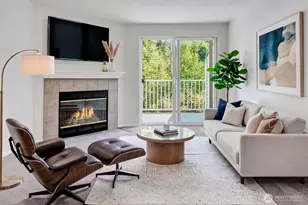 12740 NE 10th Pl, Bellevue, WA 98005 - Photo 3