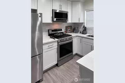 2326 McDougall Avenue, Everett, WA 98201 - Photo 9
