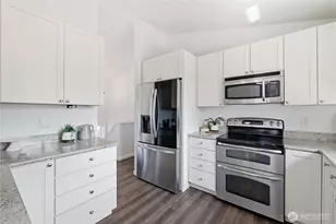 1228 223rd St SW, Bothell, WA 98021 - Photo 9
