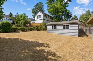 11549 N Park Ave N, Seattle, WA 98133 - Photo 23
