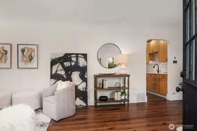 14345 36th Avenue NE, Seattle, WA 98125 - Photo 5