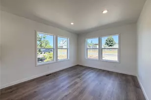 713 B St, Vader, WA 98593 - Photo 5