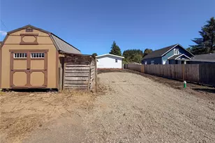 713 B St, Vader, WA 98593 - Photo 13