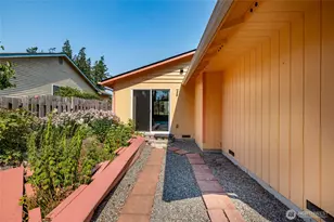 1961 NE 9th Ave, Oak Harbor, WA 98277 - Photo 33