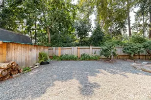 1961 NE 9th Ave, Oak Harbor, WA 98277 - Photo 31