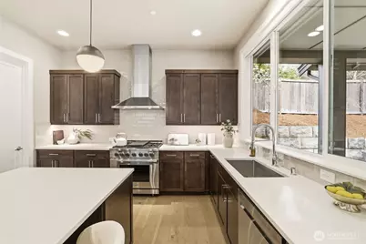 24387 NE 24th Street, Sammamish, WA 98074 - Photo 15